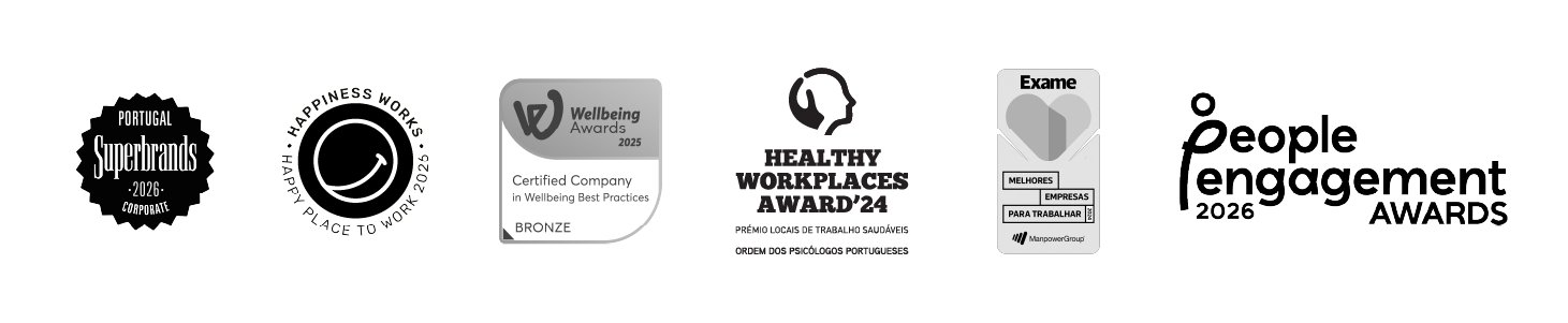 Wellow Awards monocrome fundo branco